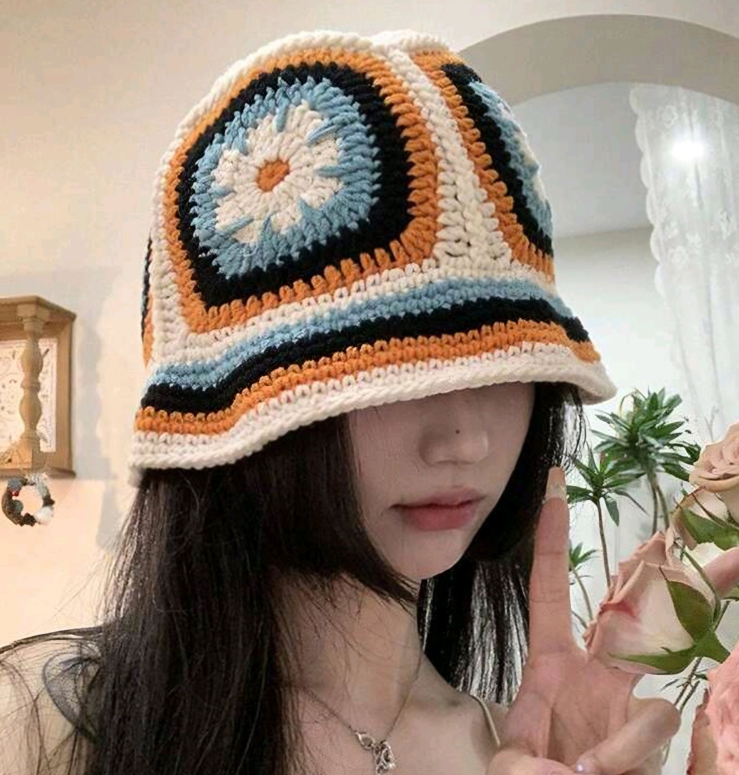 Crochet Hat (off white)