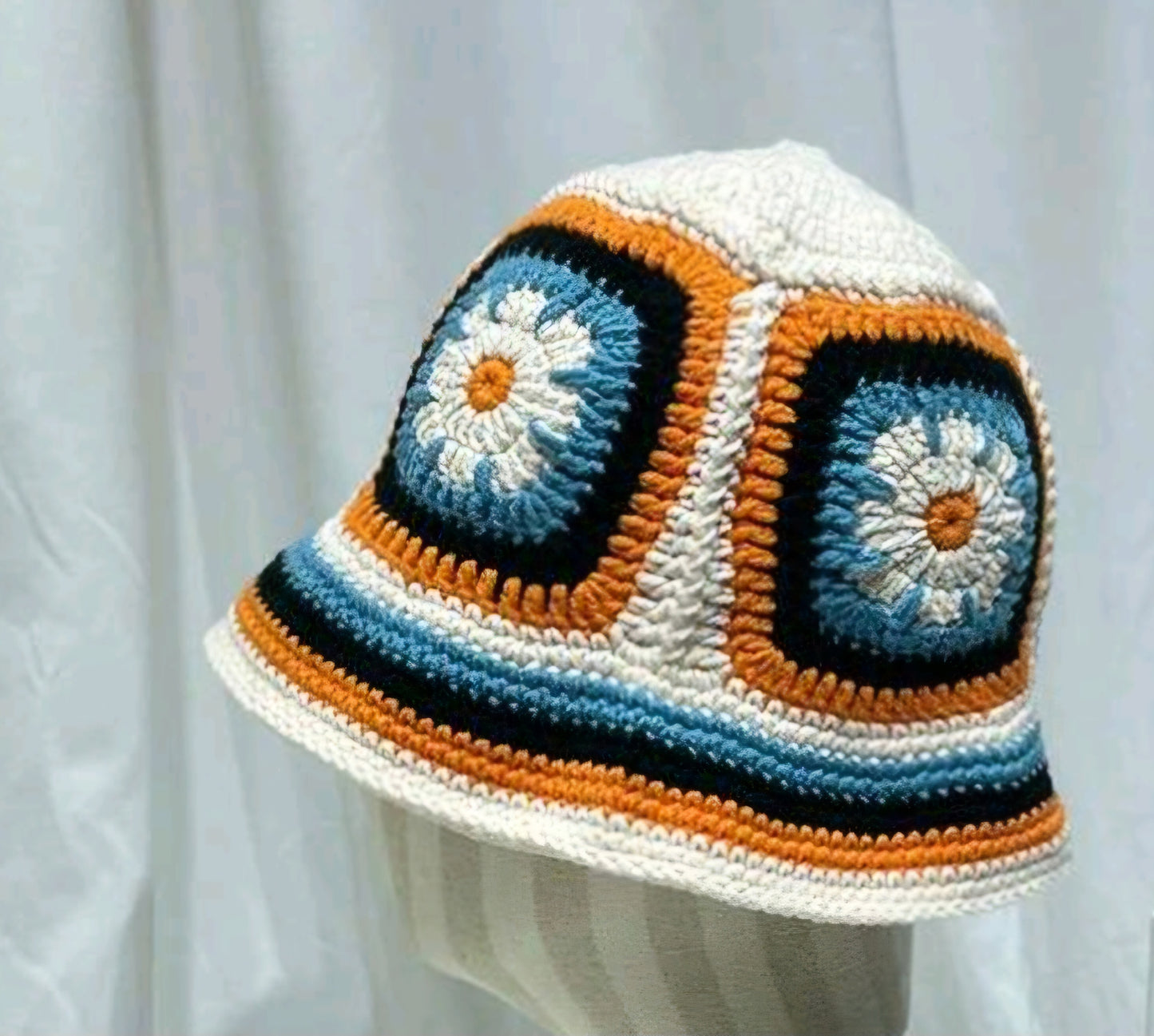 Crochet Hat (off white)